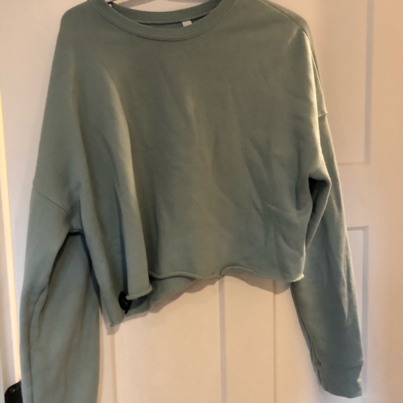 West Coast Karma crop sweater - Picture 2 of 2